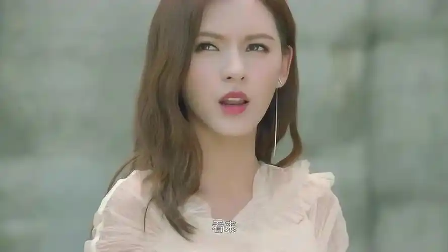 无法拥抱你:张予曦想女扮男装偷偷离家,但是扮相太拙劣了吧