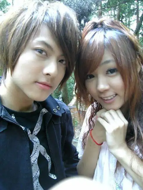 《男左女右》王子告白遭拒 丫头:他太寂寞了