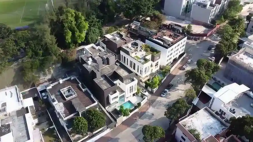 香港九龙塘豪宅航拍喇沙利道3238号