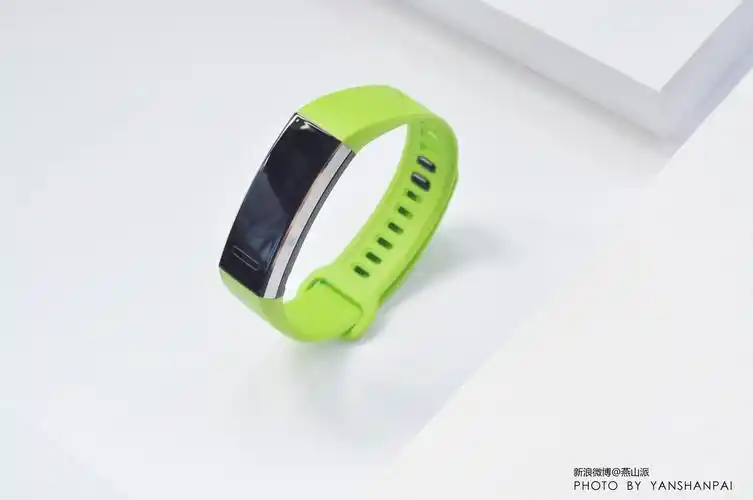 外观亮眼性能卓越,华为运动手环gps版深度体验
