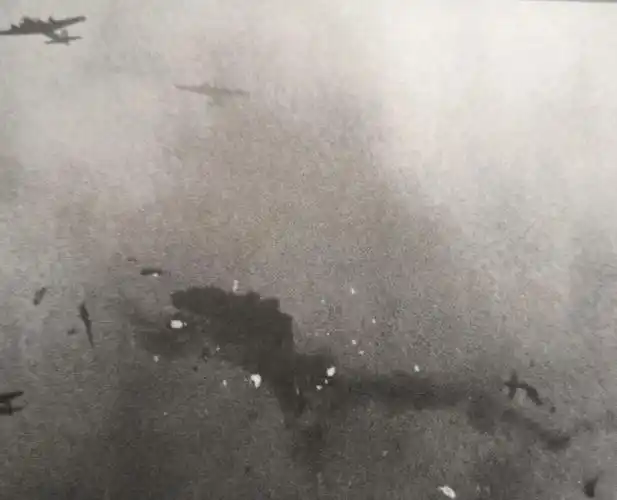 回顾二战时期空战群英背后的故事欧洲上空的4万种死法