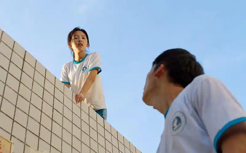 《你的婚礼》搞笑片段:周潇齐和尤咏慈一起去小树林,结果有点意外