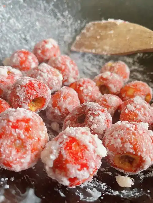 做糖霜山楂真的不能用手