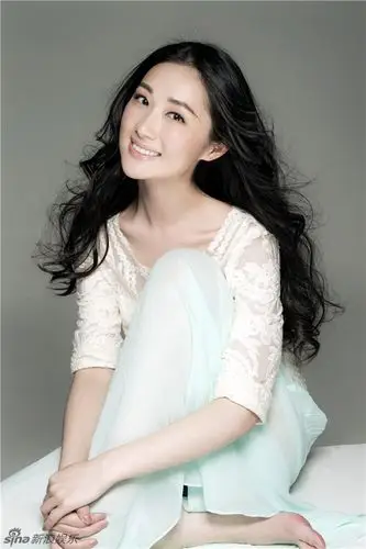 组图涂黎曼时尚写真曝光温婉迷人展魅力