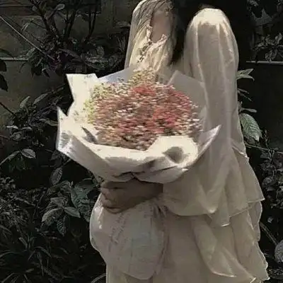 我还喜欢花 但花开不开都无所谓了/女头_女生头像_我要个性网