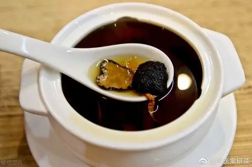 67生地汤应该很多人都喝过吧,尤其是南方的,喜欢炖汤,炖一些水鸭