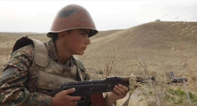 第一代真正的战斗机机枪一战德国mg14还带瞄准镜