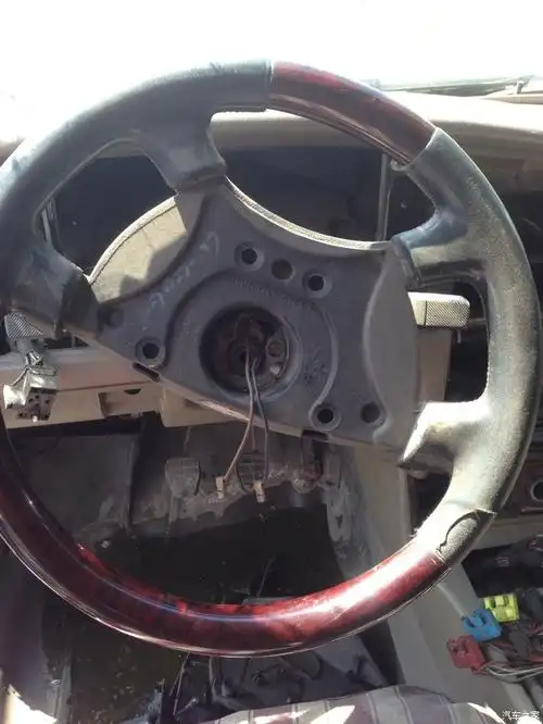 【图】明天去拆2000桃木方向盘了_桑塔纳经典/志俊论坛_汽车之家论坛