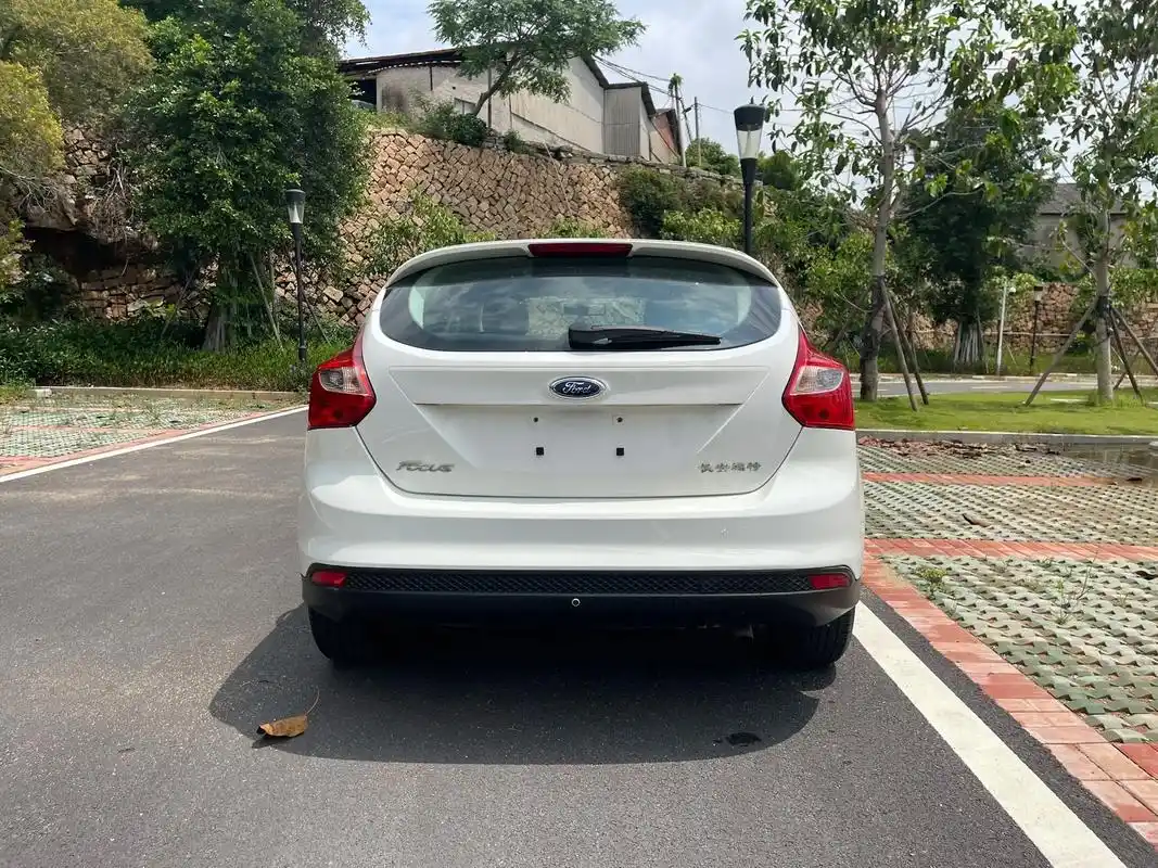 14年福特福克斯两厢1.6自动是什么变速箱 - 抖音