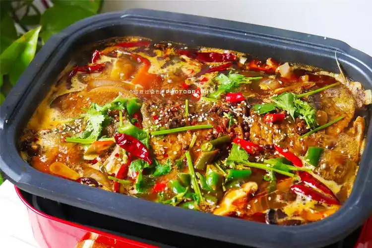 麻辣鱼火锅的做法(麻辣鱼火锅的做法步骤)
