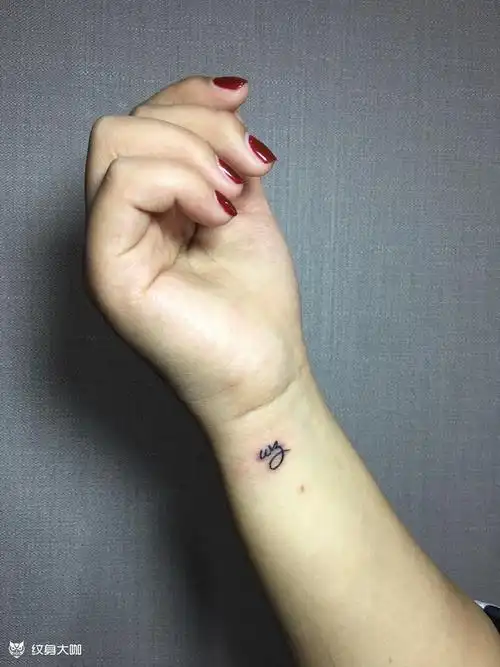 手腕小清新_纹身图案手稿图片_李胜的纹身作品集