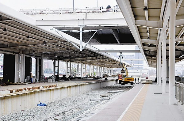 新成都火车南站初见雏形