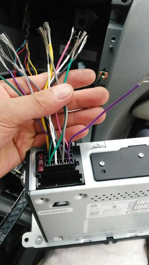 求助新赛欧改装大众cd机如何接线在线等急急急急