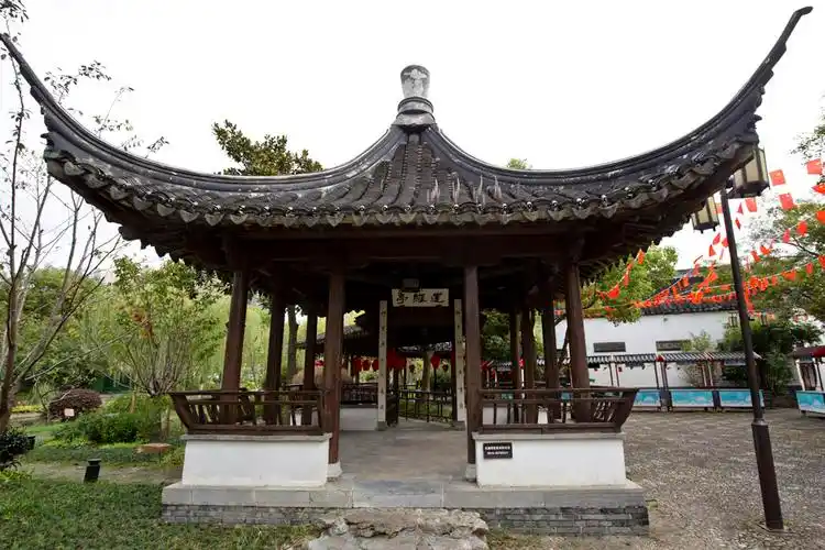 风声雨声读书声声声入耳家事国事天下事事事关心走进东林书院