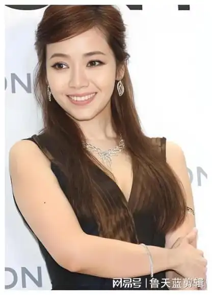 同是私生女,小龙女和侯佩岑为何成了两个极端!