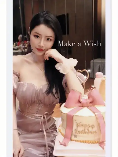 八个月哺乳期辣妈生日照