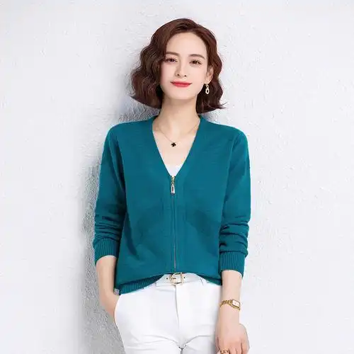 诸老大女装2022春秋新款浅秋毛衣兔皇羊毛衫赛兔彦秋仑针织衫开衫