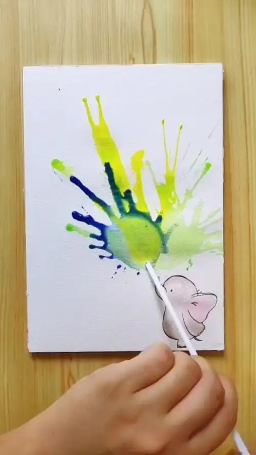 用吸管吹出一幅水彩画