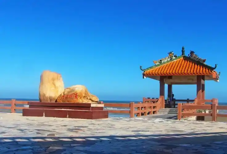 来湛江这个可盐可甜的海岛度假,你还期待邂逅什么?|湛江市_新浪财经_