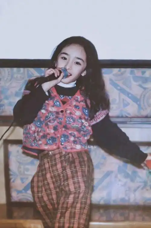 祝杨幂宝贝儿童节快乐!