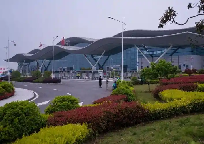 新时刻表对原有航线进行了优化整合,十堰武当山机场执行2019夏秋航季