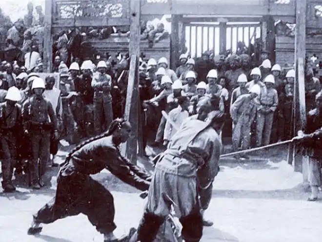 八国联军侵华老照片见证一段屈辱的历史洋鬼子在街头强抢民女