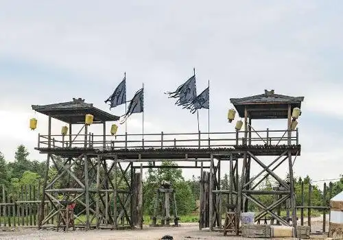 古代军营有一种职业叫洗衣妇负责缝缝补补还有另一种职责