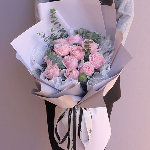 520七夕情人节混搭韩式花束粉红雪山情人节玫瑰鲜花同城速递配送