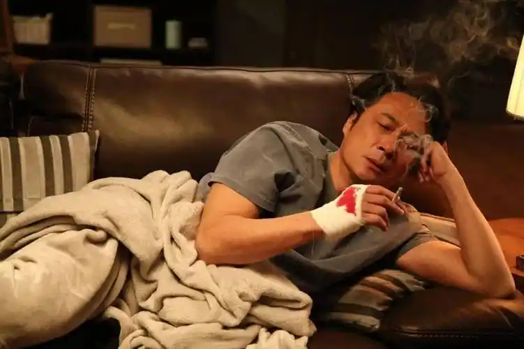 电影《意外人生》定档9月1日,吴镇宇,任素汐,李康生激情演绎相爱相杀