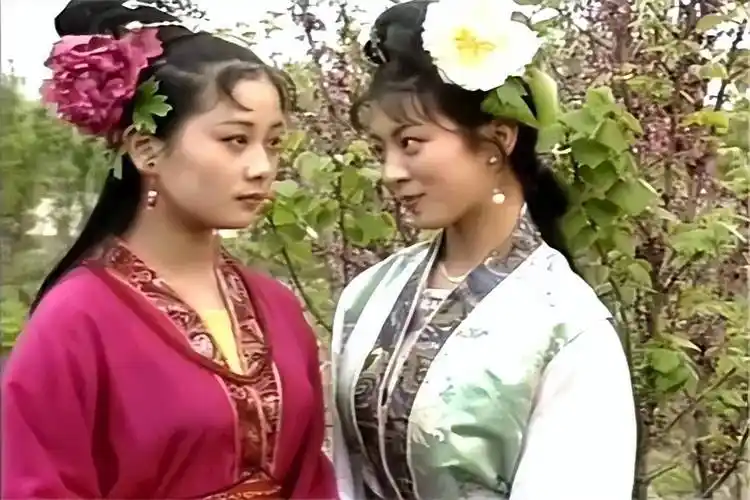 87版聊斋牡丹花仙双女主惊为天人吊打了网红脸