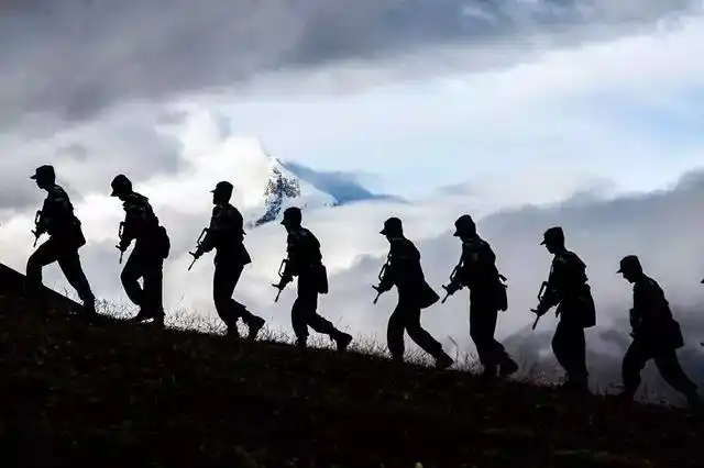 描写古代戍边战士的优美句子_晶羽科技