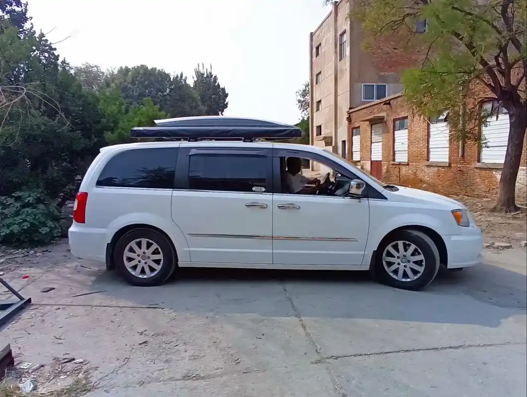 克莱斯勒大捷龙横杆专用行李架#车顶行李箱 #户外露营 #露营 - 抖音