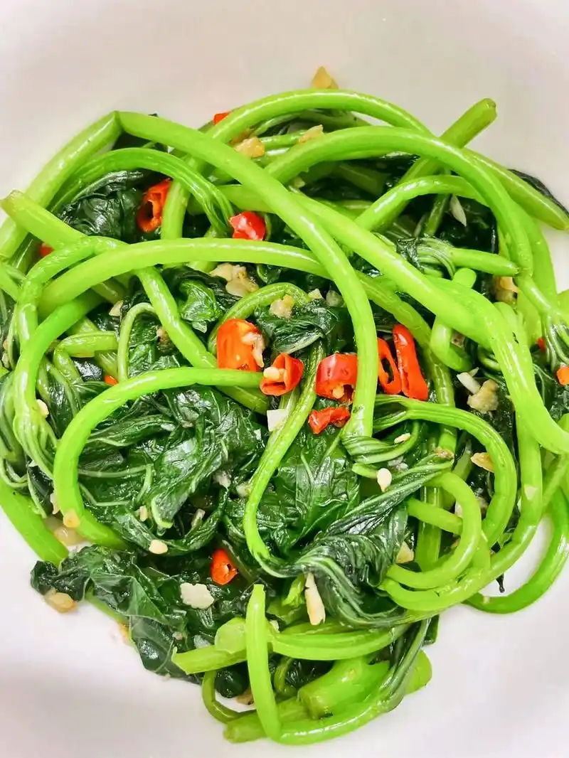 懒人食谱蒜蓉红薯叶一分钟出锅