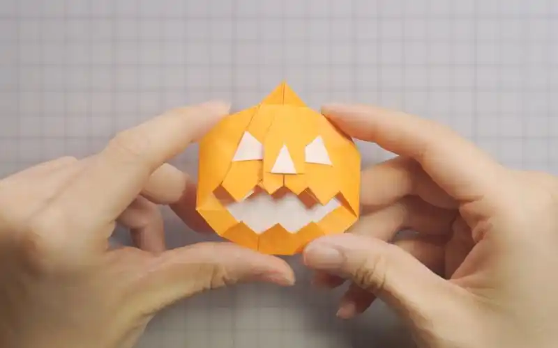 【折纸-教程】一秒都不快进的教程"万圣节南瓜灯"-绣袖扣犯困了-手工