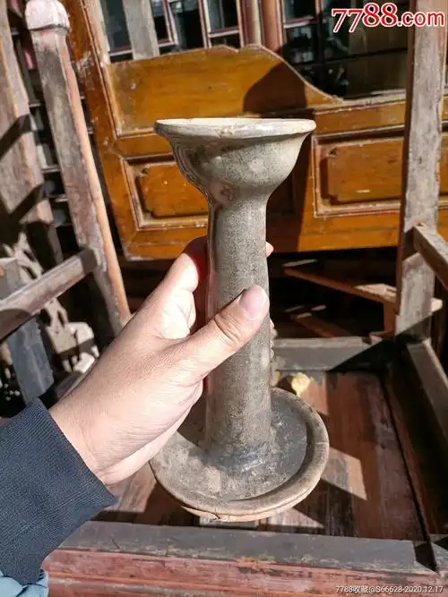 民国烛台,很大,如图包老保真