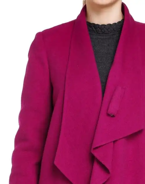深玫红色魅力时尚翻领长袖外套