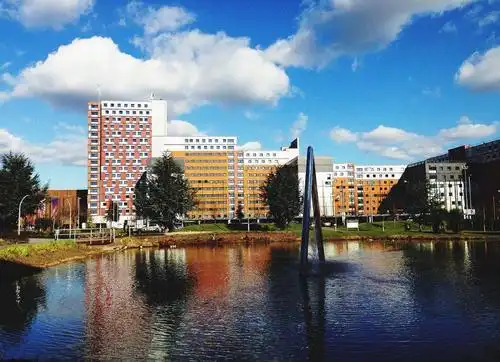 维敦教育英国留学院校攻略:最国际化大学之一的阿斯顿大学