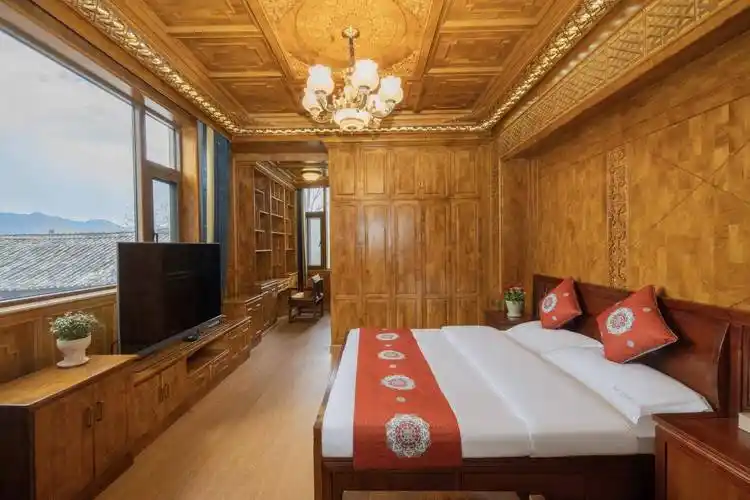 龚禧里丽江新店开业|清伴·尕玛敏珠美宿,纯正藏式,疗愈心灵的避世之