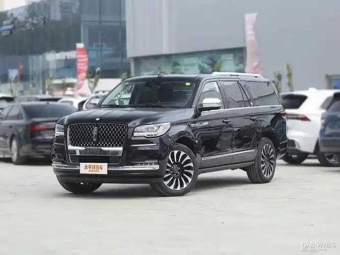 林肯领航员车架号在什么位置