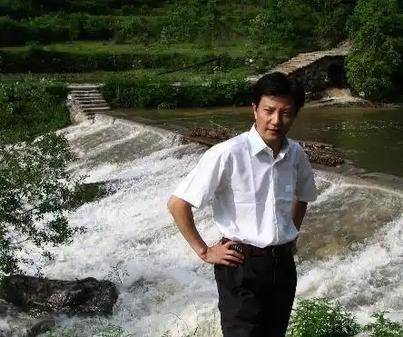 光辉,1969年2月18日出生于中国河北省,guanghui wang,中国内地男演员