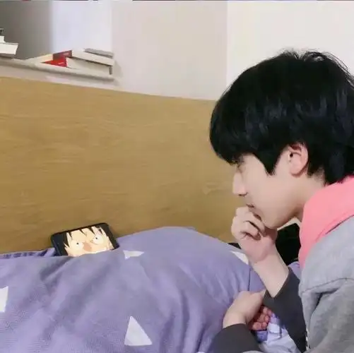 那些你不一定有的女友视角照片#严浩翔