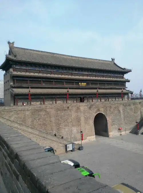 西安独行客攻略——七年前一个人绕着西北走了一圈(一)