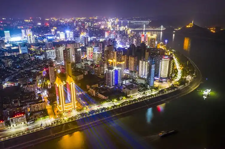 西陵夜景 - 图说西陵 - 宜昌市西陵区人民政府