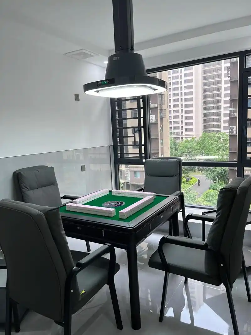 我妈妈开的麻将馆,位置就在星沙东九路奥凯悦廷