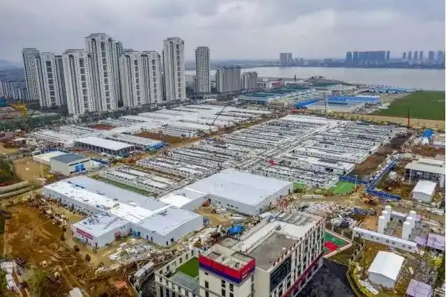 敏捷驰援抗疫∣近5千瓶医用免洗洗手液送达武汉雷神山医院