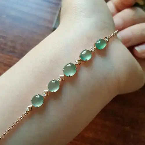 玻璃种绿蛋面手链