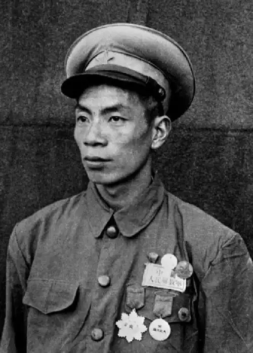 头条问答 - 抗美援朝战役中志愿军有哪些还活着的战斗英雄?(6个回答)