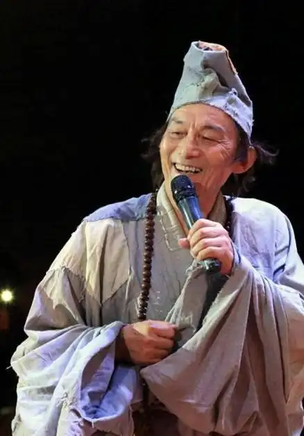 电视剧繁花爷叔游本昌90岁再爆红一声大笑济公归来