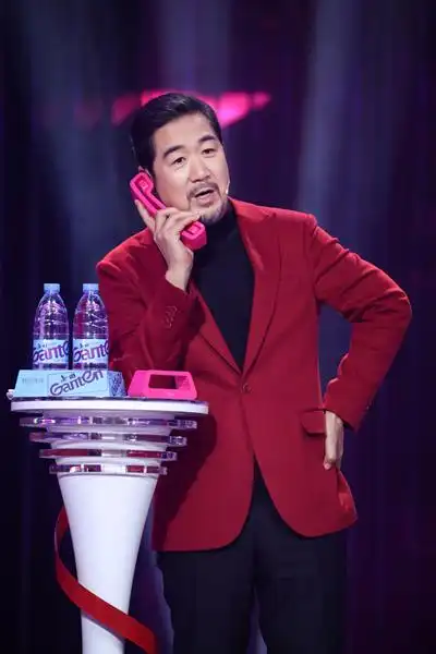 "国民月老"张国立又来啦!《中国新相亲》第二季里再为幸福牵线