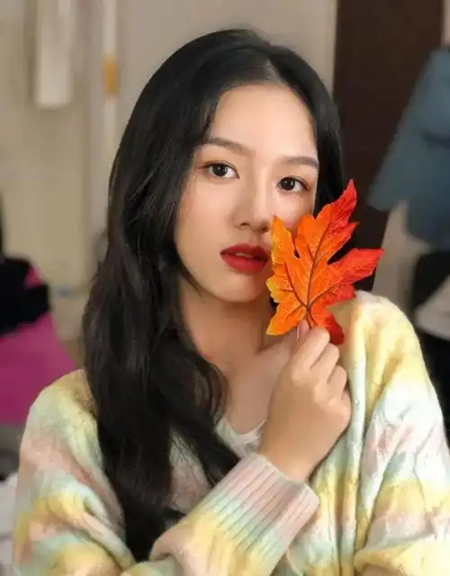 周也女演员个人资料(周也一位充满魅力的演员)